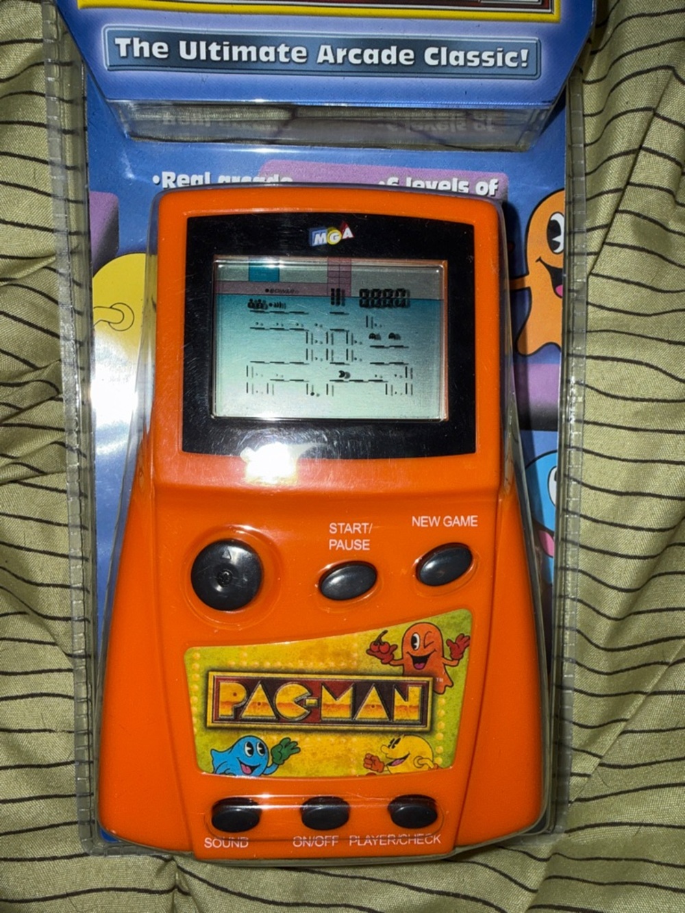 Vintage RETRO Pac-Man Handheld Electronic Game- Classic Arcade, NEVER OPENED.
